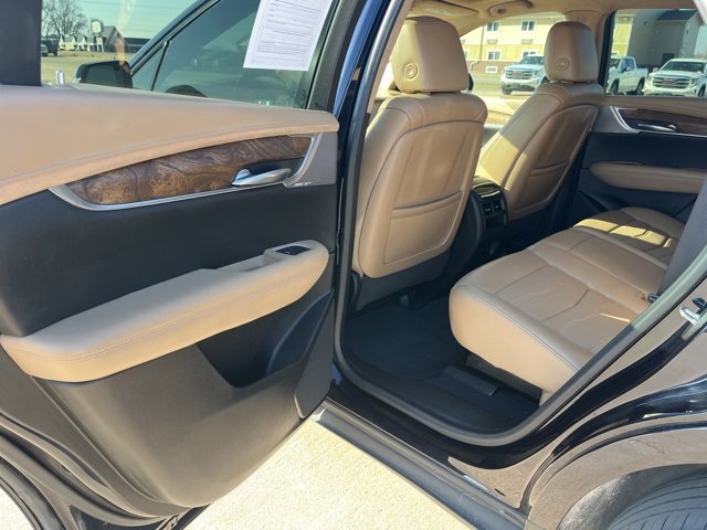 Used 2022 Cadillac XT5 Sportv w/ Platinum Package image 17