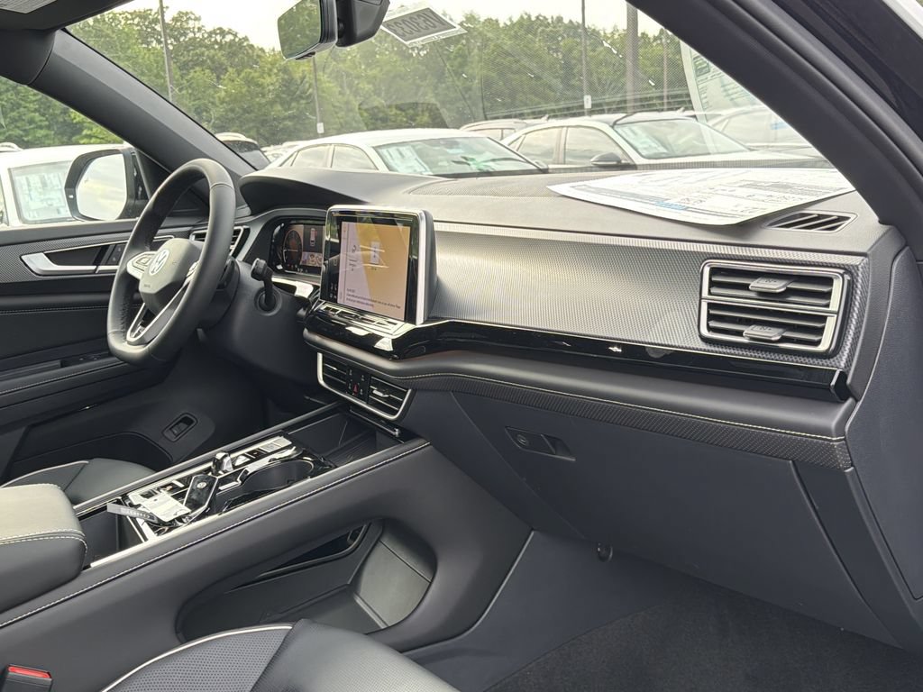 New 2026 Volkswagen Atlas Cross Sport SEL Premium R-Line AWD/4WD image 19