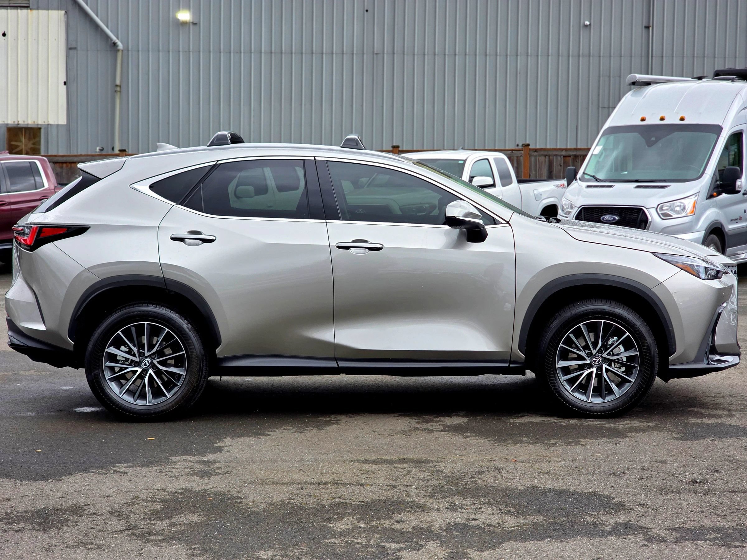 Used 2025 Lexus NX 350 AWD w/ Premium Package image 8