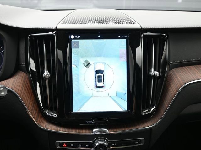 Used 2023 Volvo XC60 B6 Ultimate w/ Protection Package Premier image 20