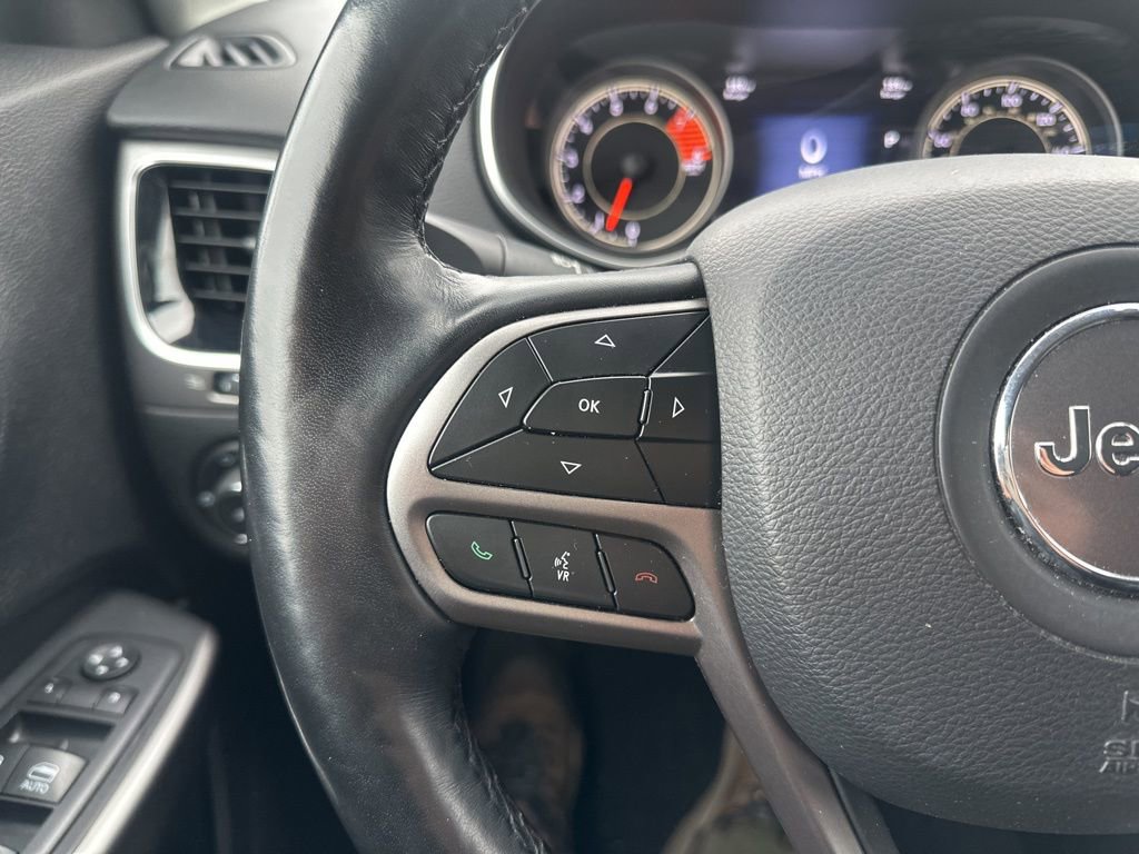 Used 2021 Jeep Cherokee Limited image 17