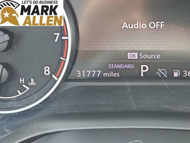Used 2025 Nissan Rogue SV FWD image 12