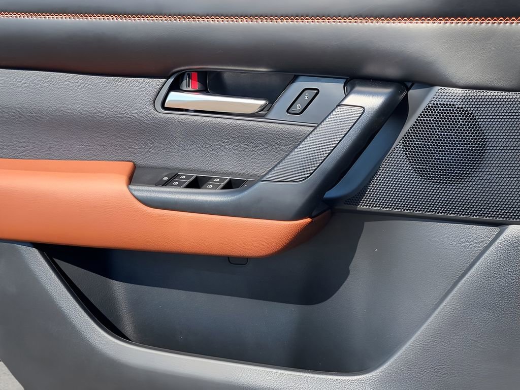 Used 2025 MAZDA CX-50 2.5 Turbo w/ Weather Package image 16