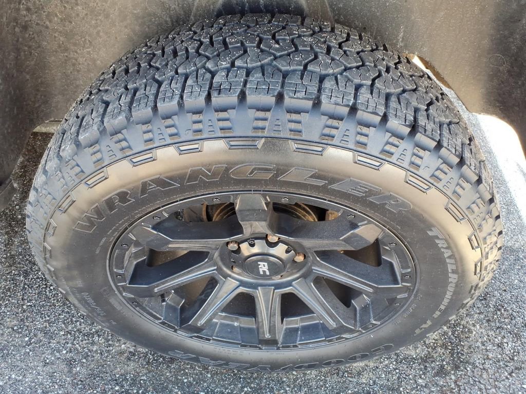 Used 2019 RAM 1500 Classic Warlock AWD/4WD image 10