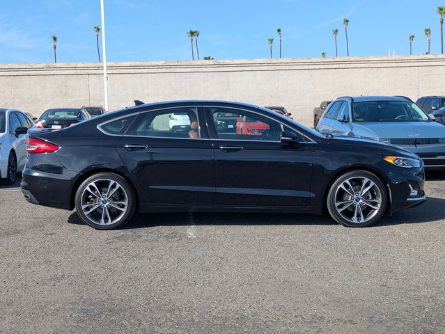 Used 2019 Ford Fusion Titanium FWD image 4