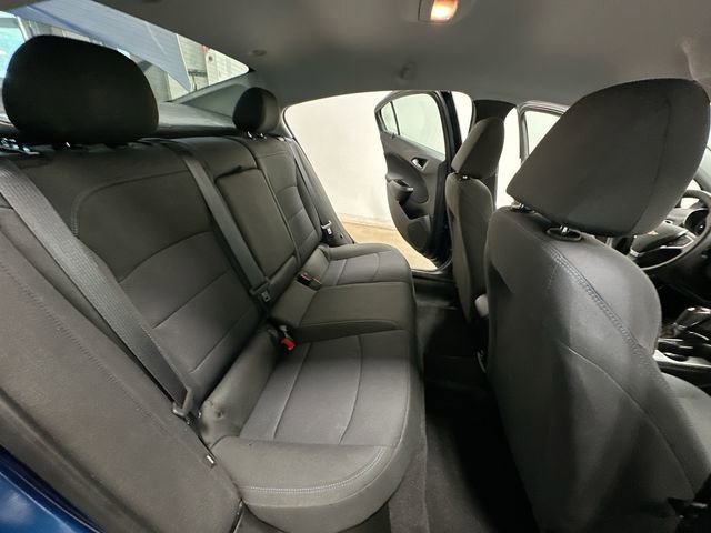 Used 2019 Chevrolet Cruze LT w/ Convenience Package FWD image 23