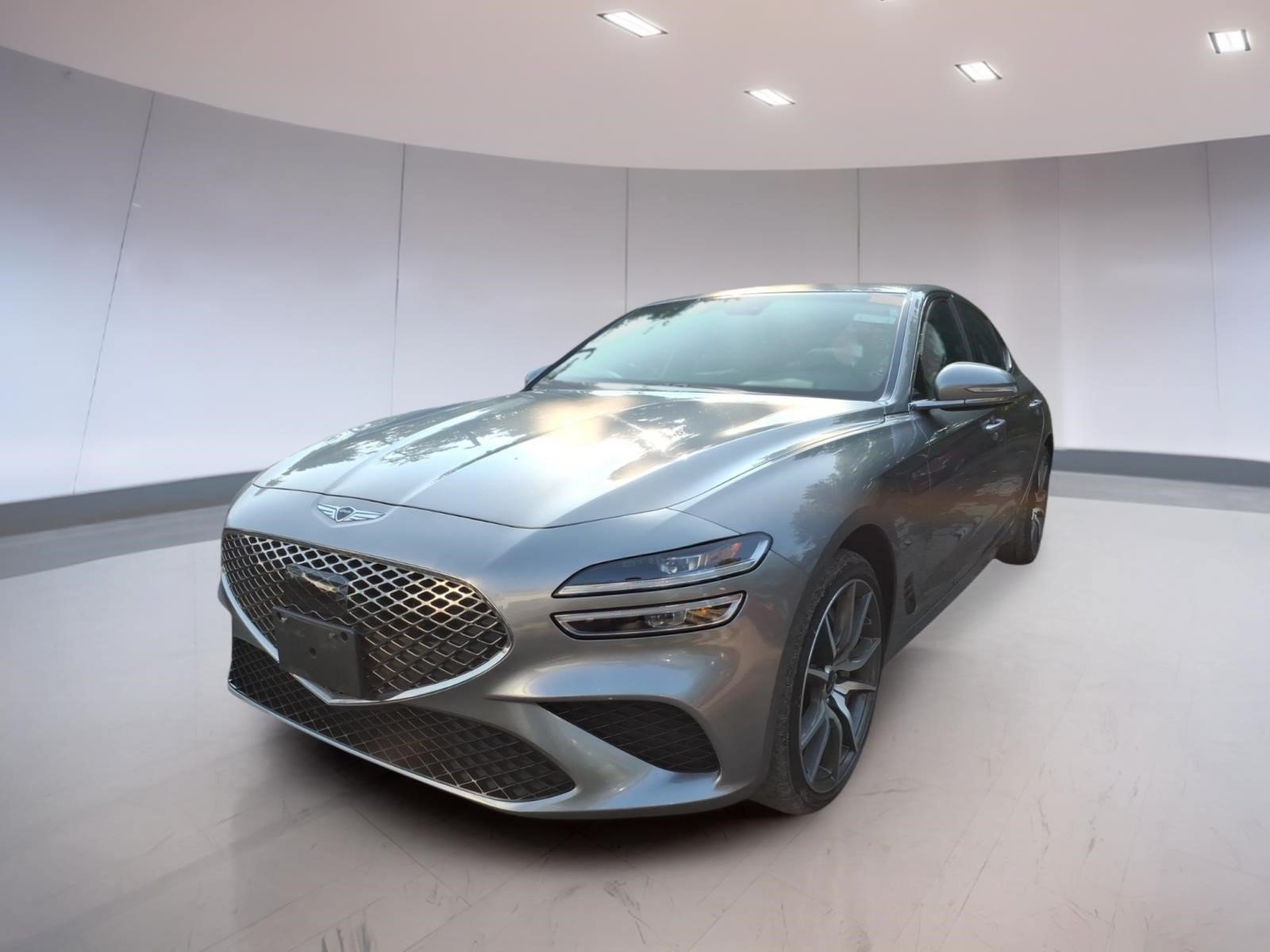 Used 2025 Genesis G70 2.5T AWD/4WD image 2