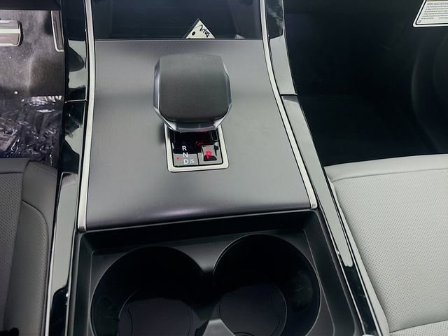 Used 2026 Land Rover Range Rover Velar Dynamic SE image 19