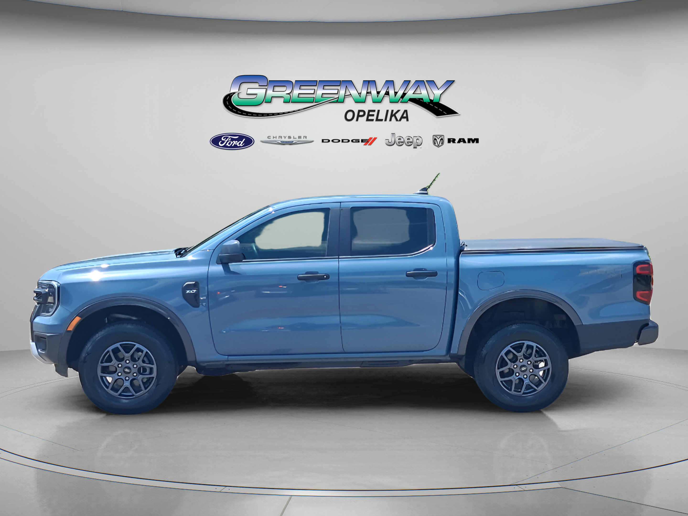 Used 2024 Ford Ranger XLT w/ Trailer Tow Package AWD/4WD image 4