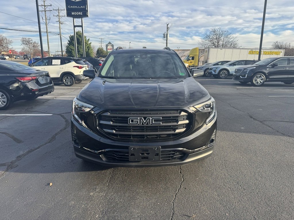 Used 2021 GMC Terrain SLT w/ Infotainment Package II image 2