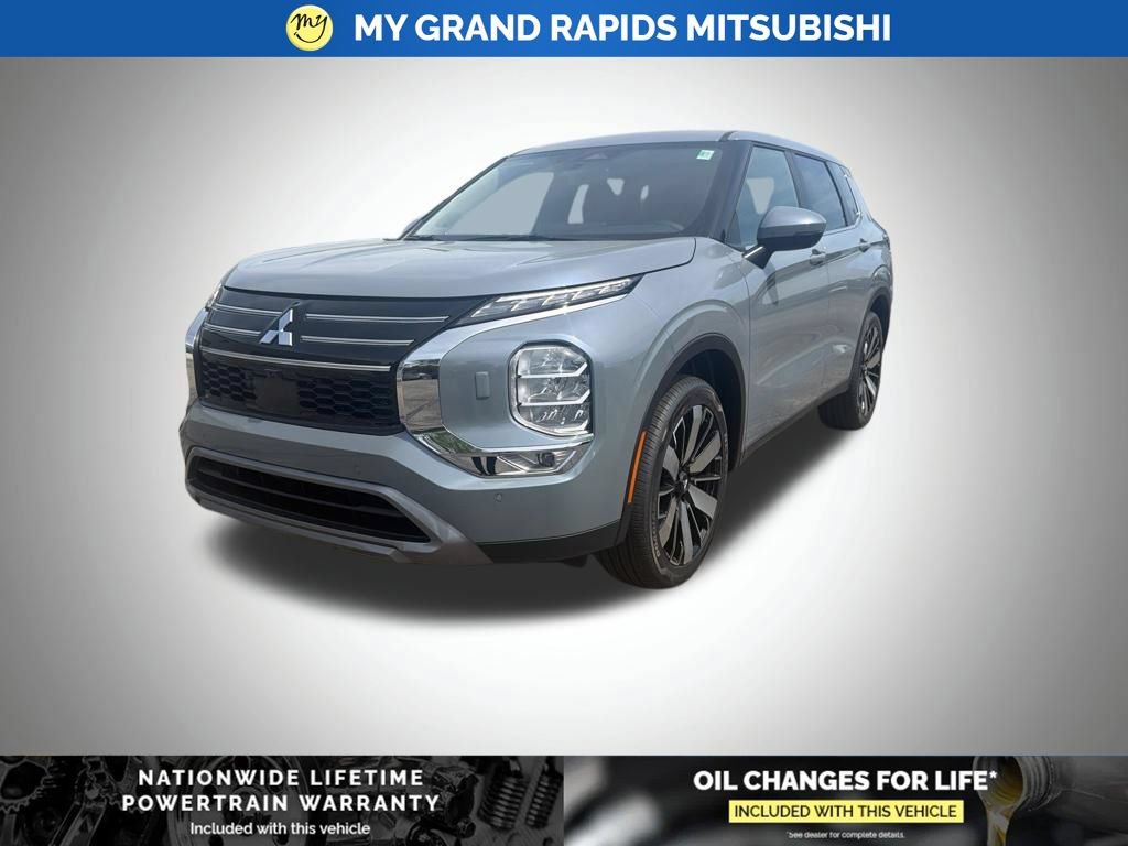 New 2026 Mitsubishi Outlander SE AWD/4WD image 3