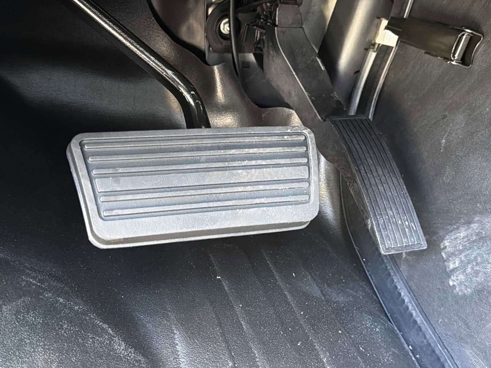 New 2025 GMC Savana 2500 w/ Driver Convenience Package image 30