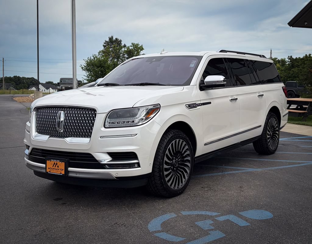 Used 2018 Lincoln Navigator L Black Label AWD/4WD image 25
