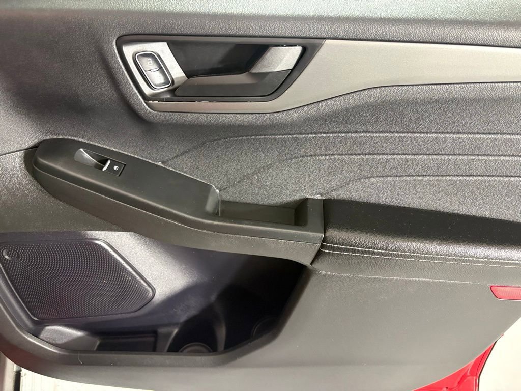 Used 2024 Ford Escape Active FWD image 12