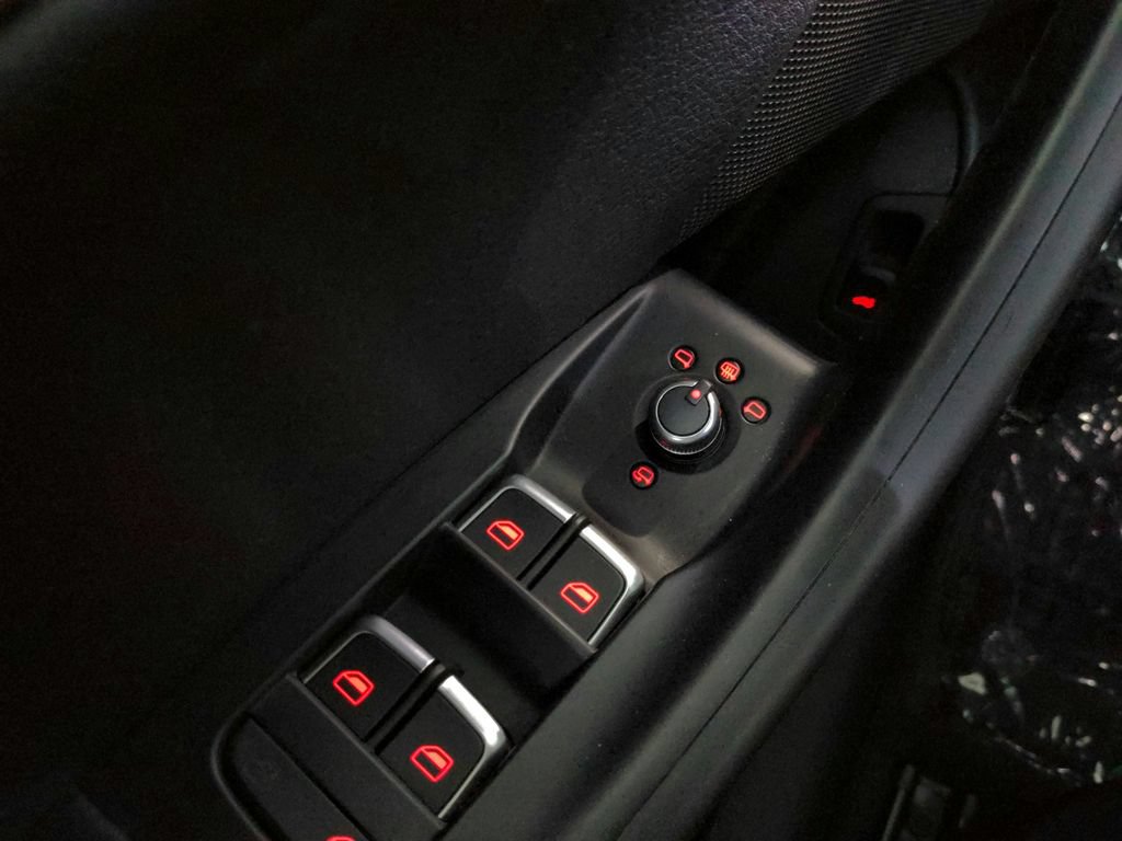 Used 2023 RAM ProMaster 2500 w/ Interior LED Lighting Group FWD image 58