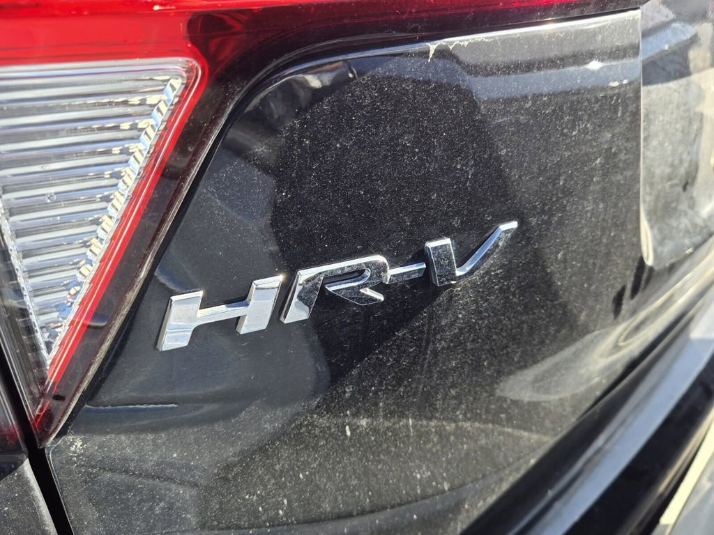 Used 2021 Honda HR-V Sport image 11