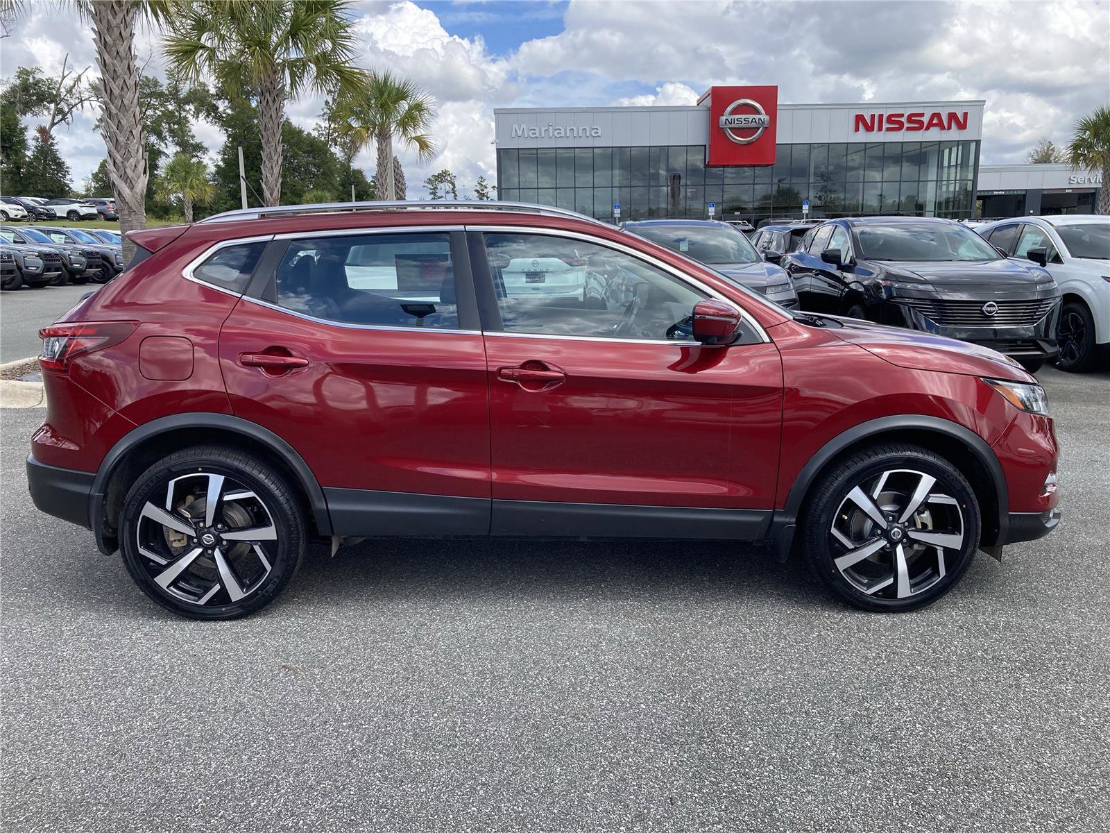 Used 2022 Nissan Rogue Sport SL image 8