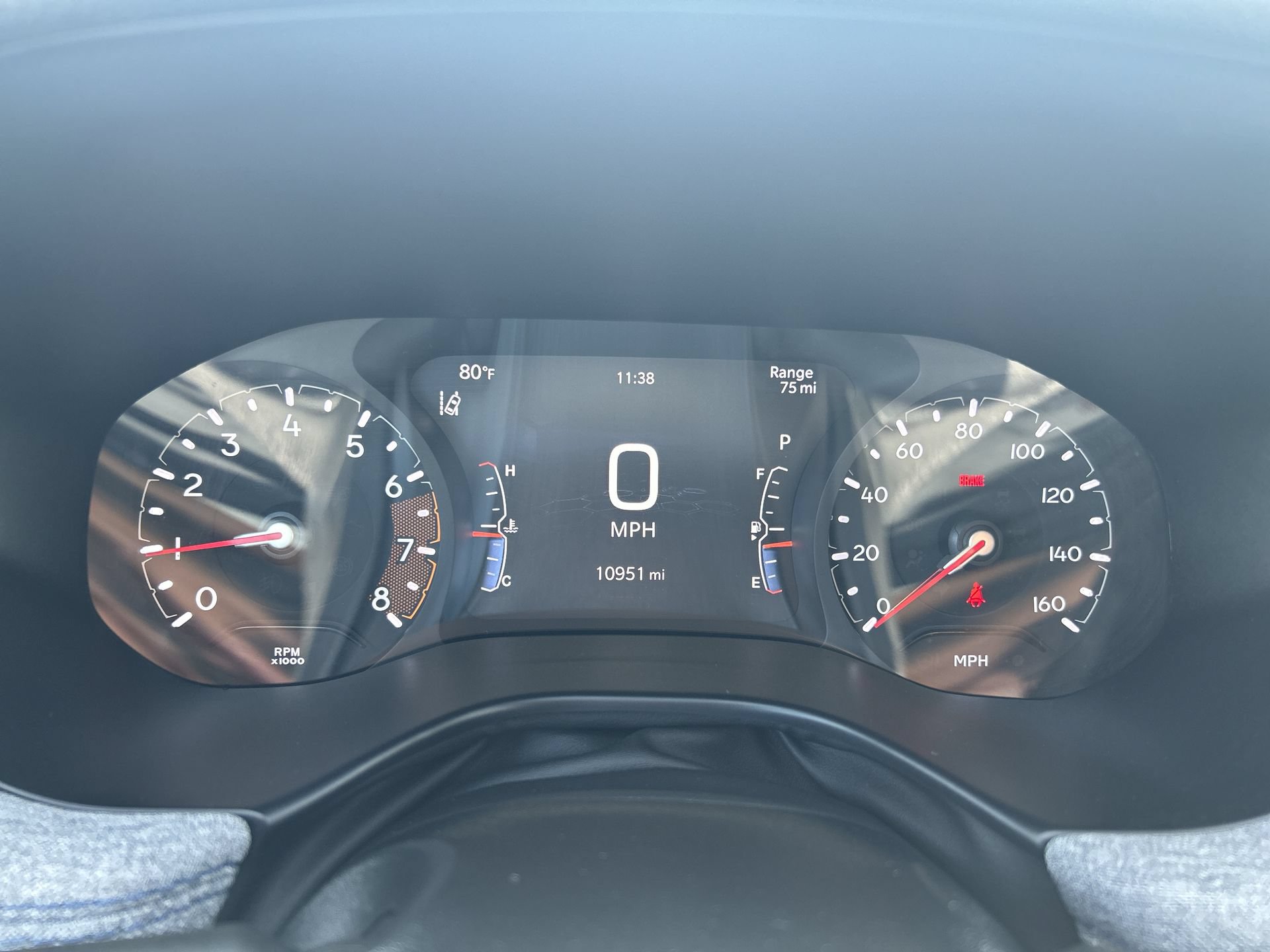 Used 2025 Jeep Compass Latitude AWD/4WD image 10