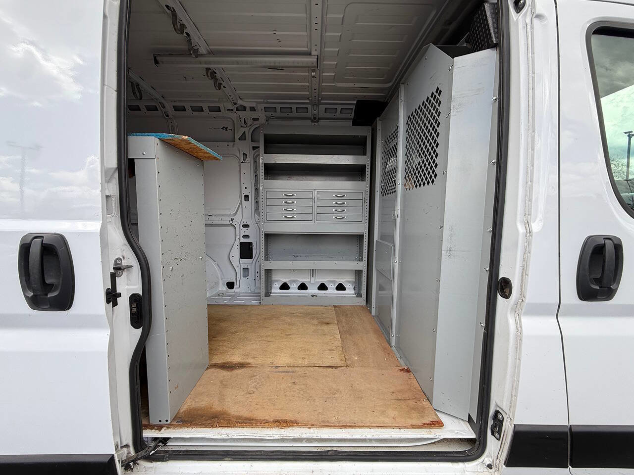 Used 2022 RAM ProMaster 2500 FWD image 9