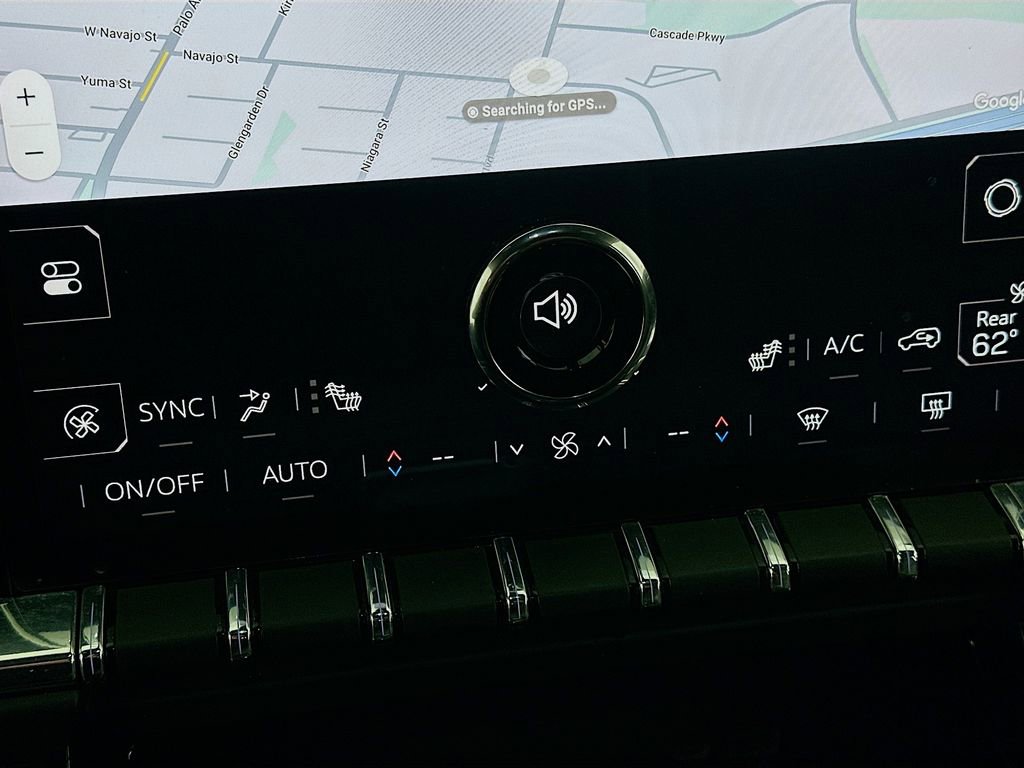 Used 2025 GMC Yukon Elevation image 16