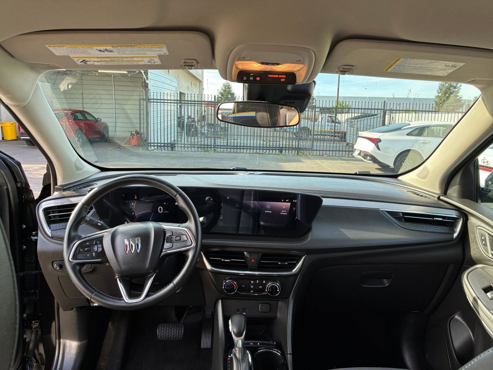 Used 2025 Buick Encore GX Preferred image 32