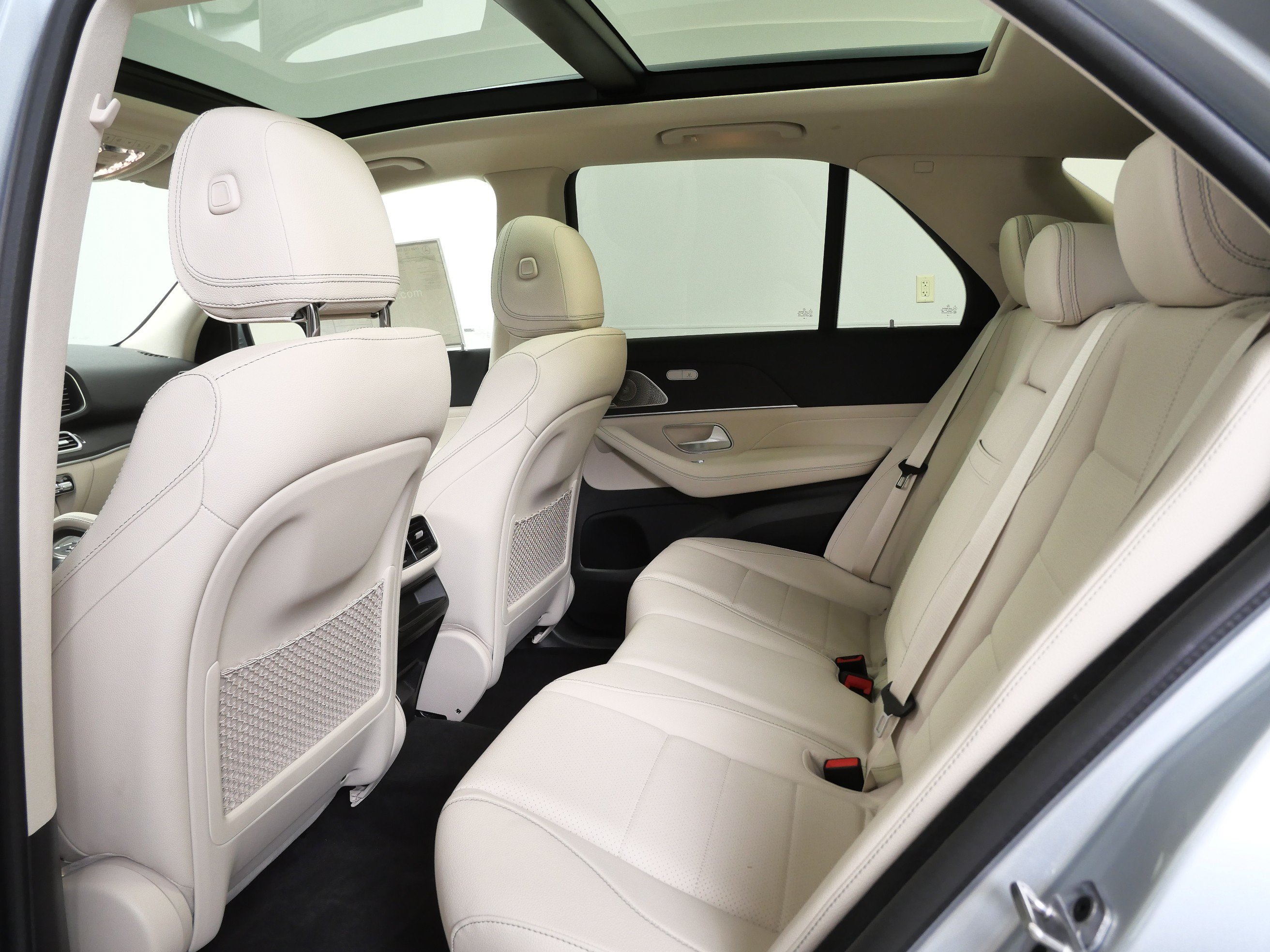 New 2026 Mercedes-Benz GLE 350 4MATIC image 9