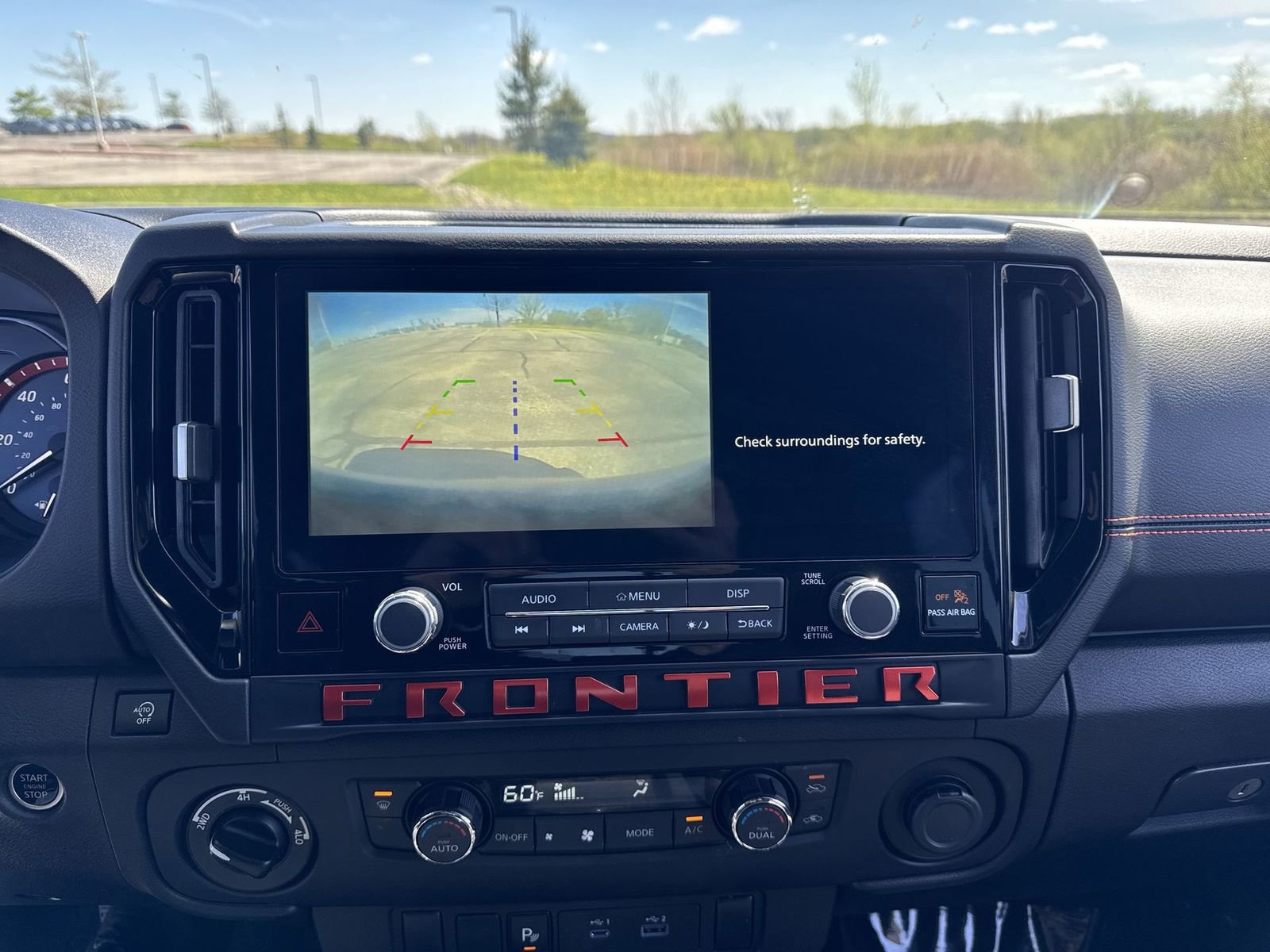 Certified 2025 Nissan Frontier PRO-4X AWD/4WD image 18