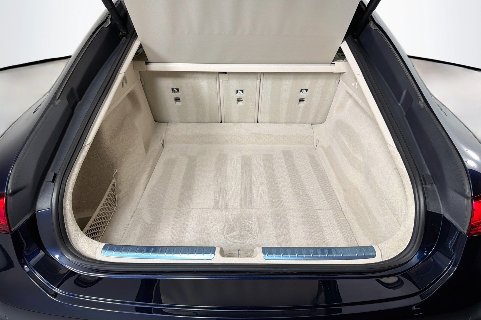 Certified 2023 Mercedes-Benz EQS 580 4MATIC Sedan image 23
