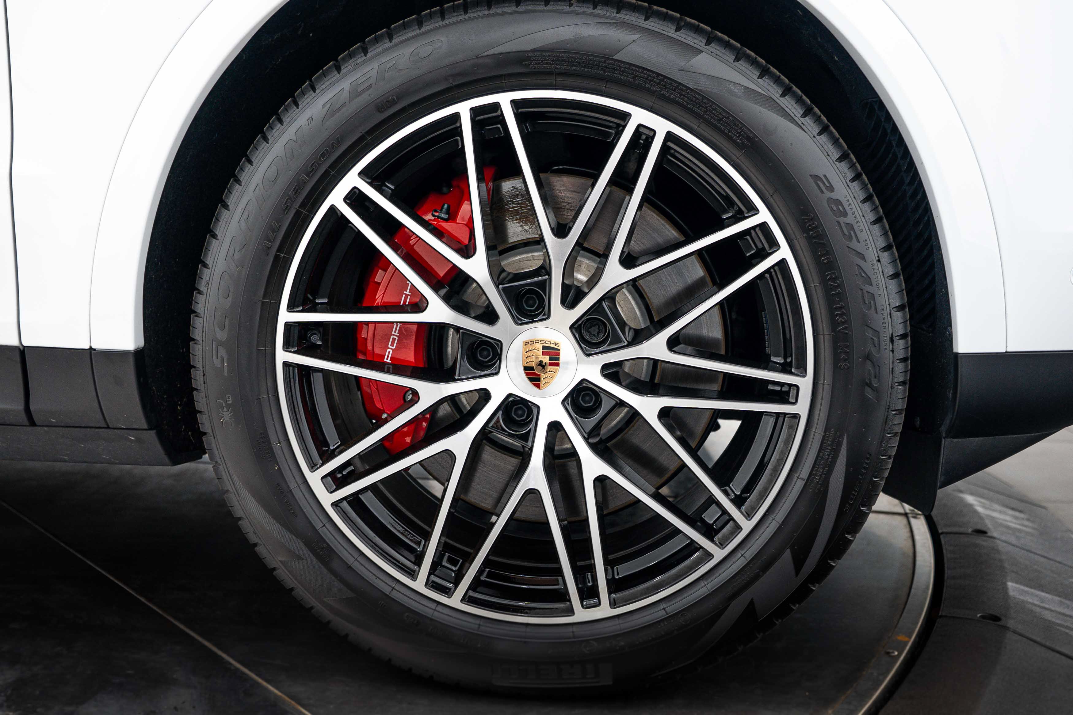 Certified 2026 Porsche Cayenne S AWD/4WD image 11