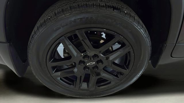 Used 2023 Chevrolet Traverse LT w/ LPO, Floor Liner Package image 25