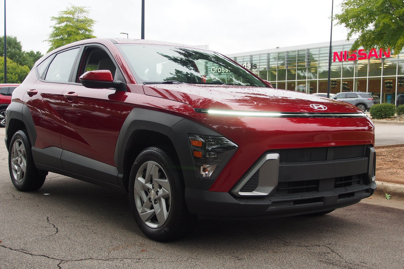 Used 2024 Hyundai Kona SE AWD/4WD image 1