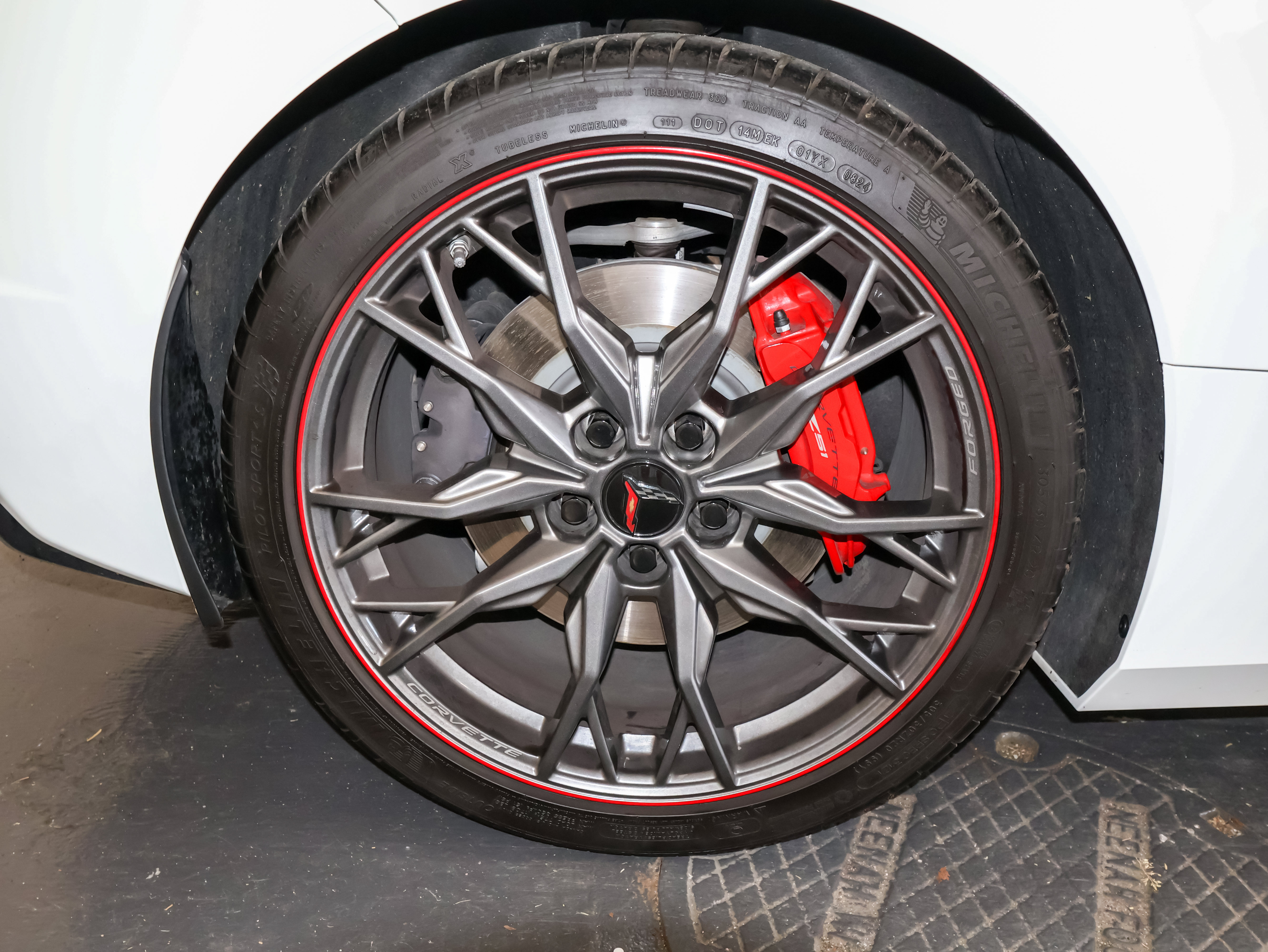 Used 2024 Chevrolet Corvette Stingray Preferred Conv w/ Z51 Performance Package RWD image 41