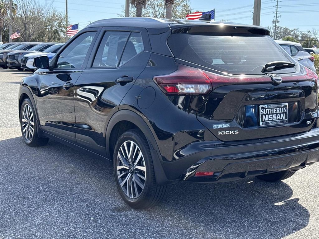 Certified 2024 Nissan Kicks SV image 6