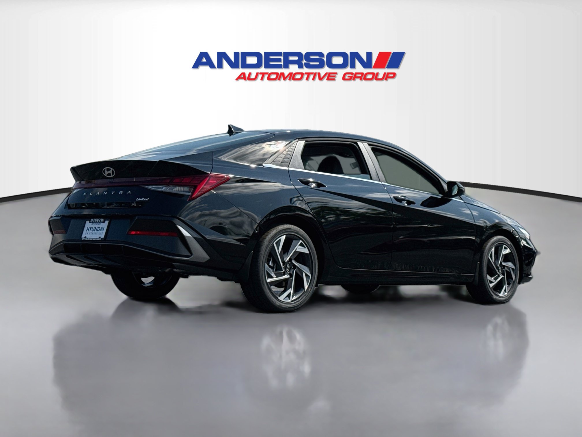 New 2026 Hyundai Elantra Limited FWD image 2