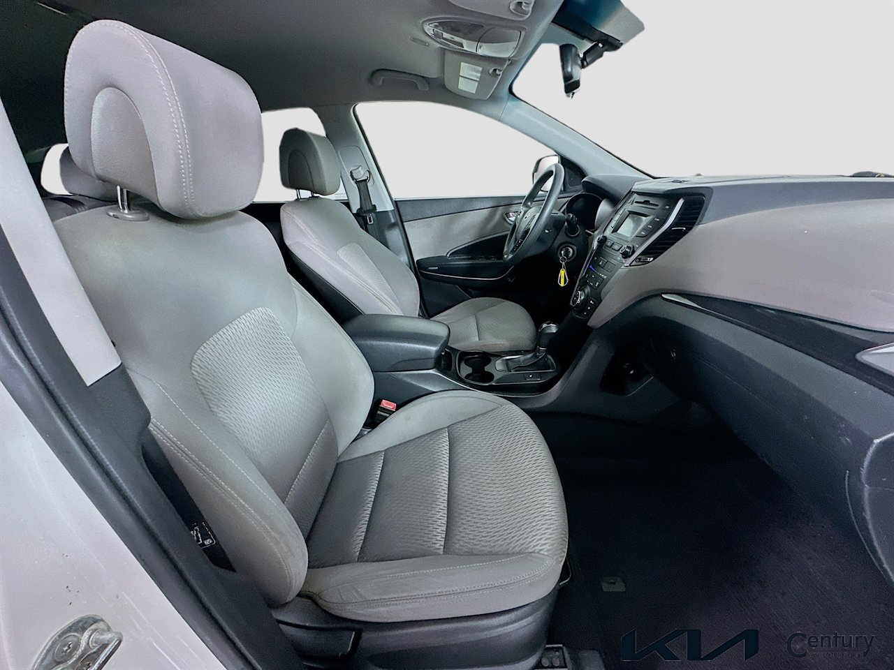 Used 2016 Hyundai Santa Fe SE image 25