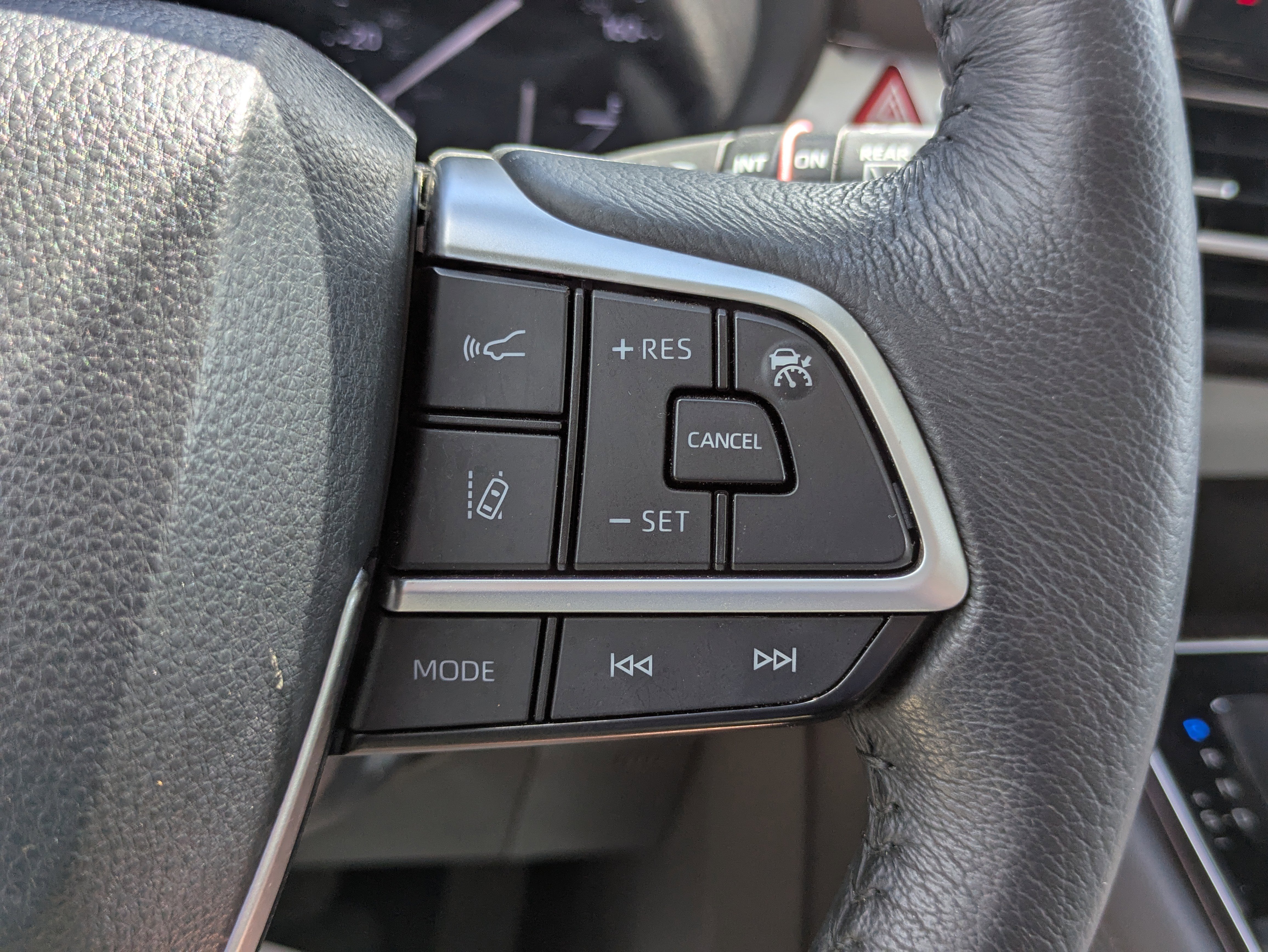 Certified 2022 Toyota Sienna XLE image 21