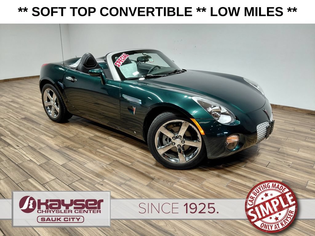 Used 2007 Pontiac Solstice Convertible w/ Premium Package RWD image 1