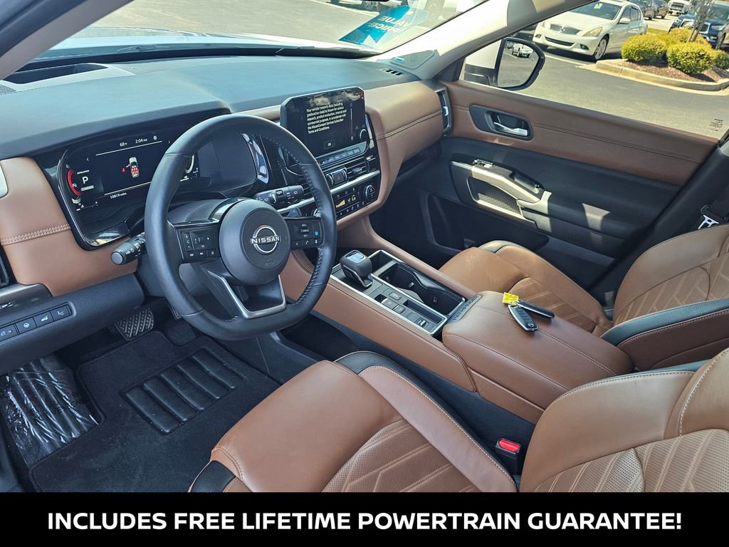 Used 2025 Nissan Pathfinder Platinum w/ Cargo Package image 22
