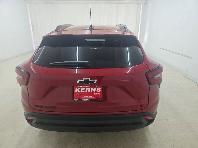 New 2026 Chevrolet Trax LT w/ Driver Confidence Package FWD image 5