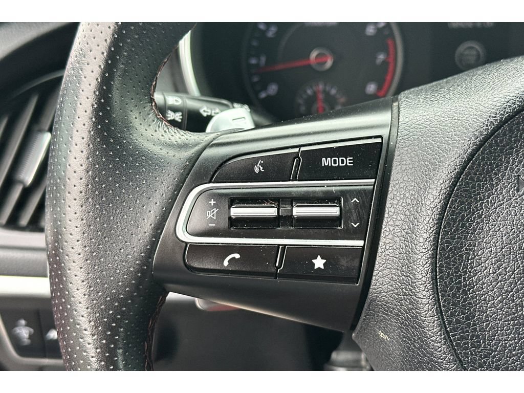 Used 2022 Kia Stinger GT1 w/ Red Interior Color Package RWD image 27