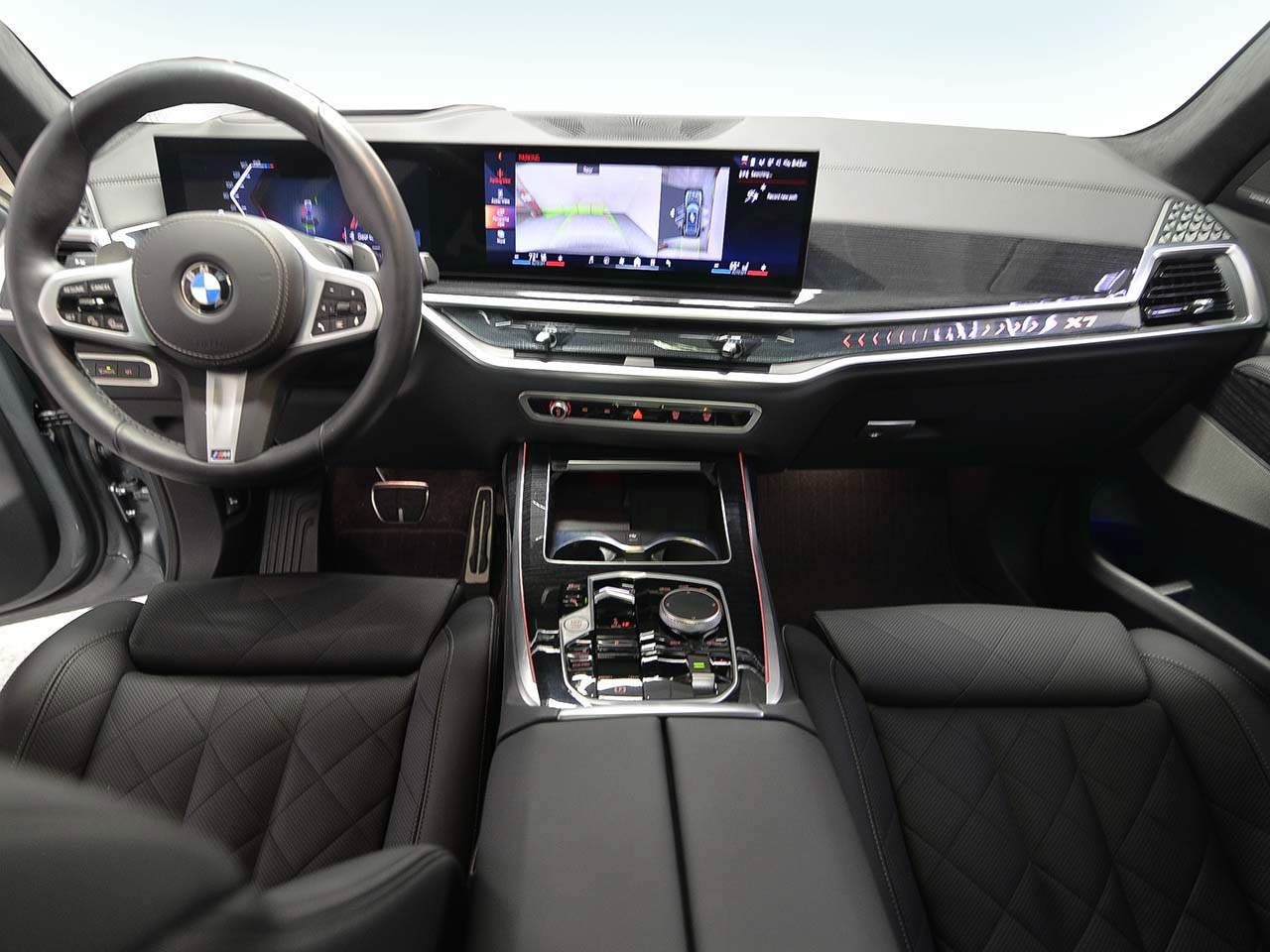 Certified 2026 BMW X7 xDrive40i w/ M Sport Package AWD/4WD image 13