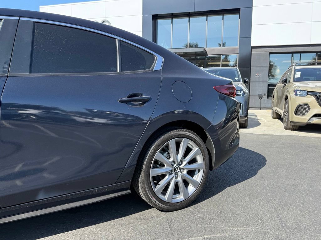 Used 2023 MAZDA MAZDA3 s FWD image 6
