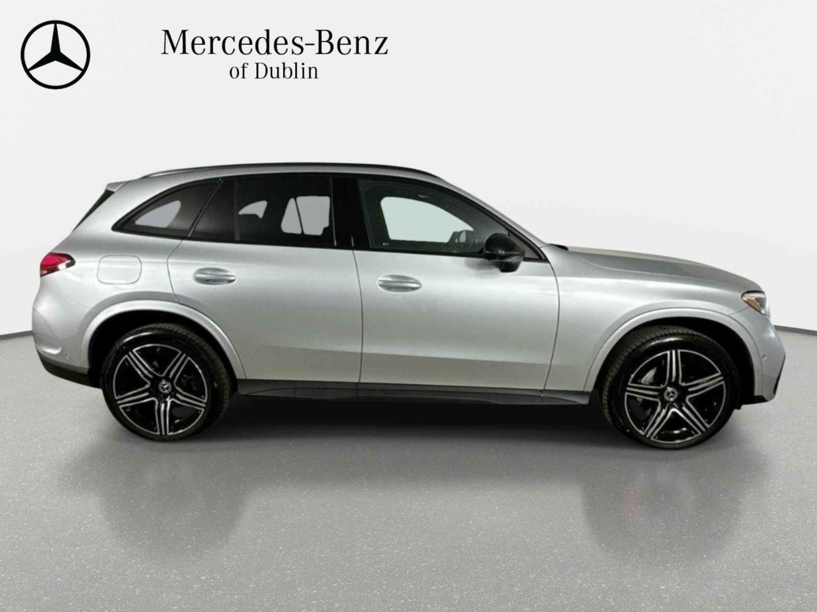 Used 2026 Mercedes-Benz GLC 300 4MATIC image 4