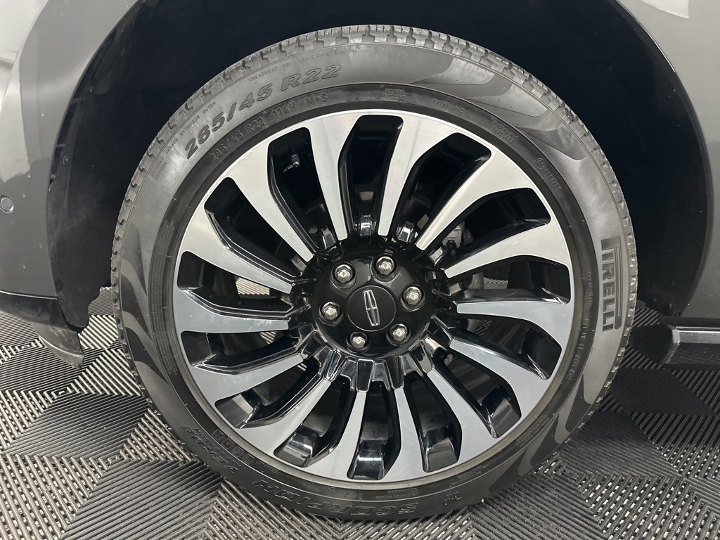 Used 2023 Lincoln Navigator Black Label image 54
