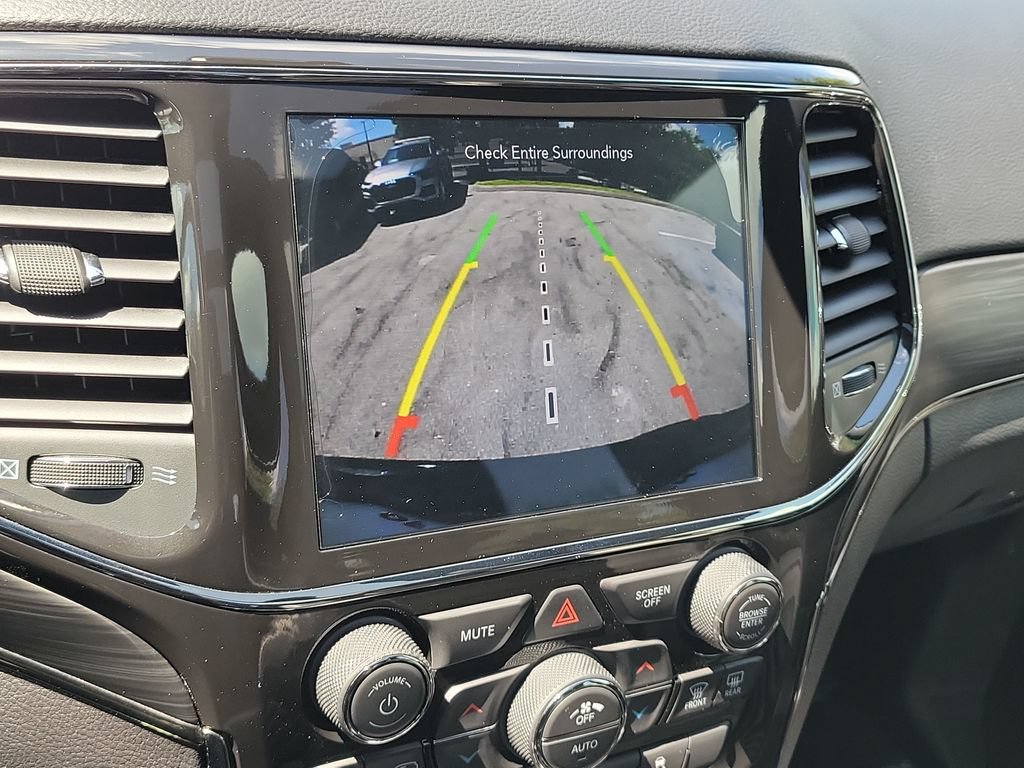 Used 2021 Jeep Grand Cherokee Limited X RWD image 16