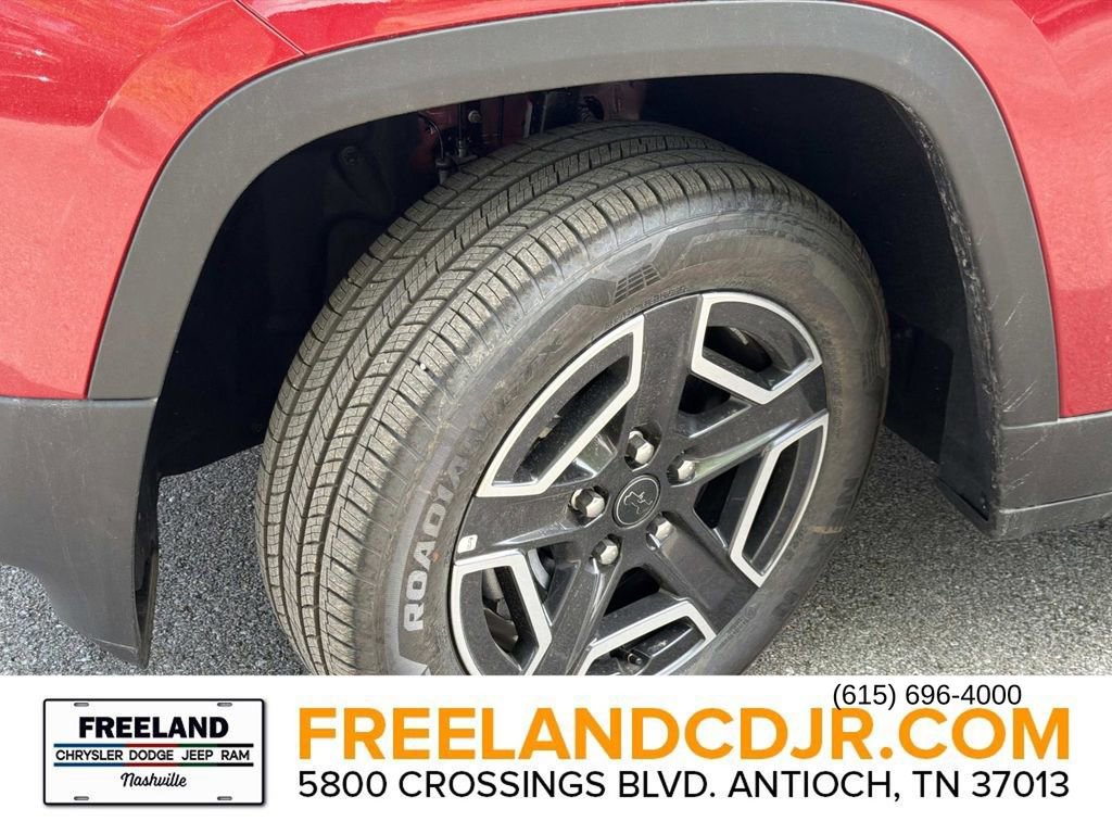 New 2026 Jeep Cherokee Laredo AWD/4WD image 10