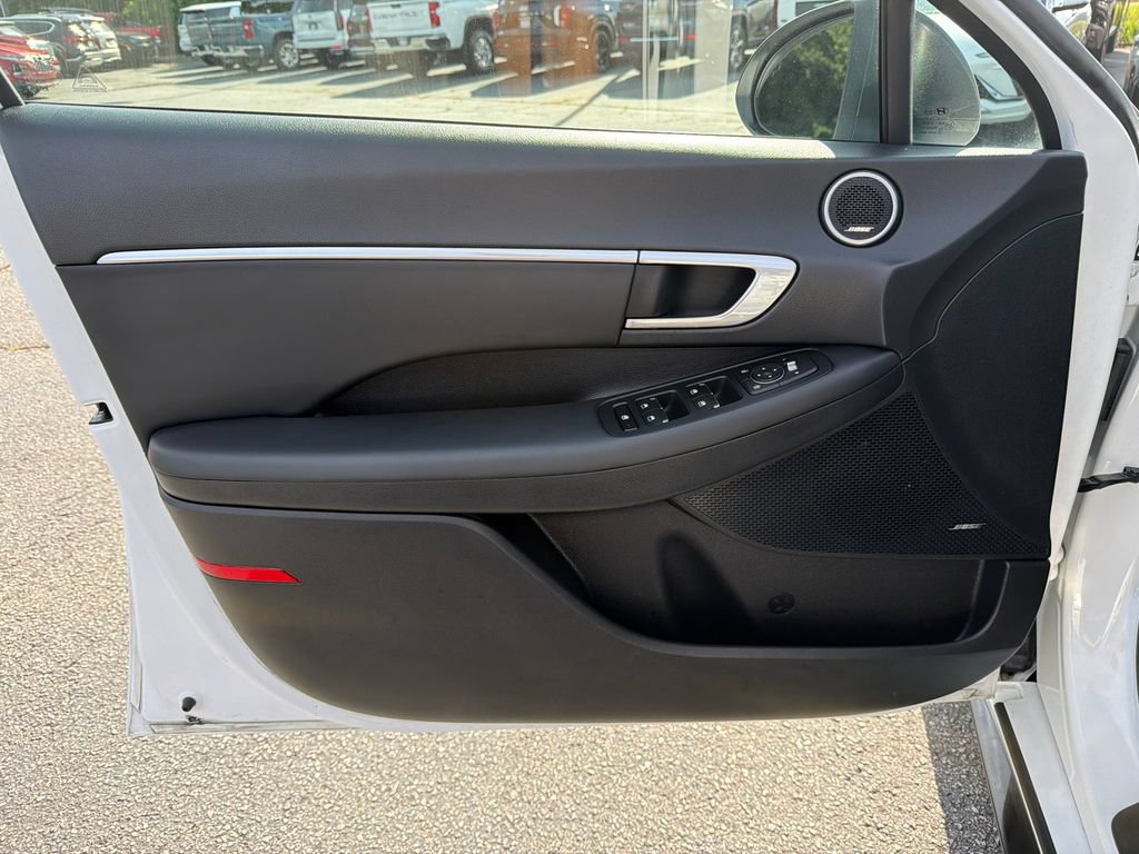 Used 2023 Hyundai Sonata SEL w/ Cargo Package FWD image 10