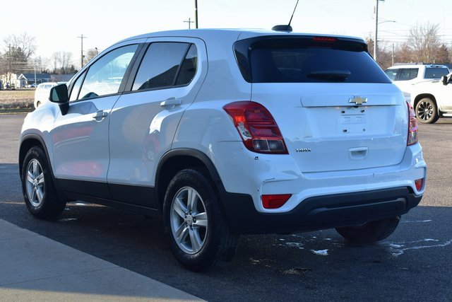 Used 2020 Chevrolet Trax LS w/ Tint and Cruise Package image 10