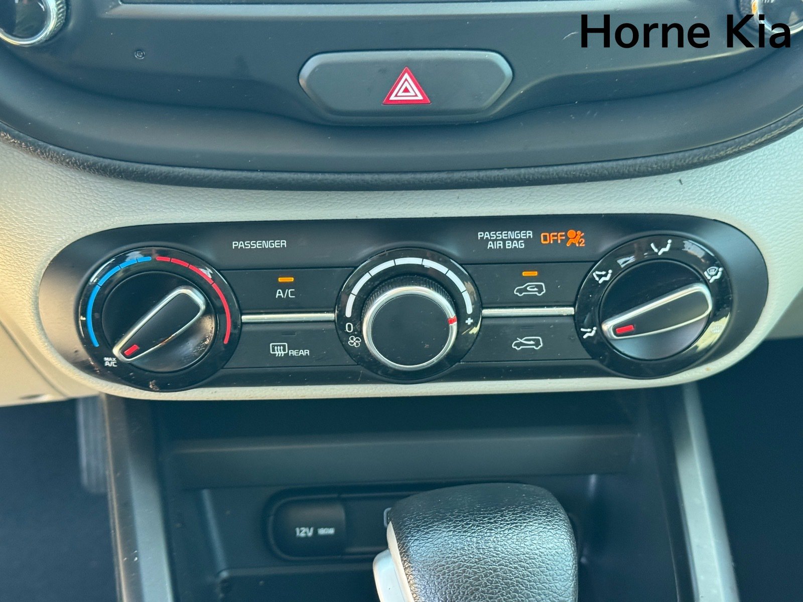 Certified 2023 Kia Soul LX FWD image 23