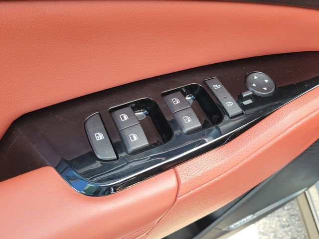 Used 2023 Kia Sportage SX image 16